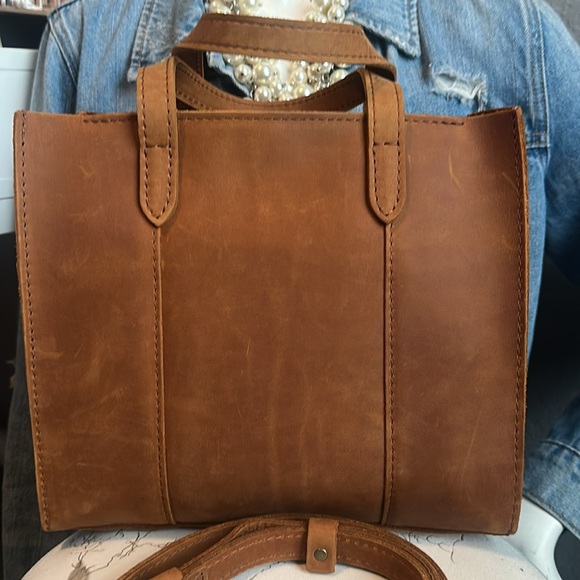 PLG Dakota Lola crossbody zipper tote 👜 🤎🤎🤎 - Picture 5 of 12